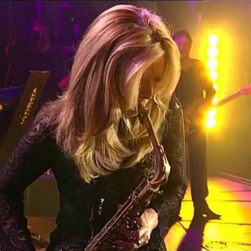 Candy Dulfer - Pick Up The Pieces (part 1)